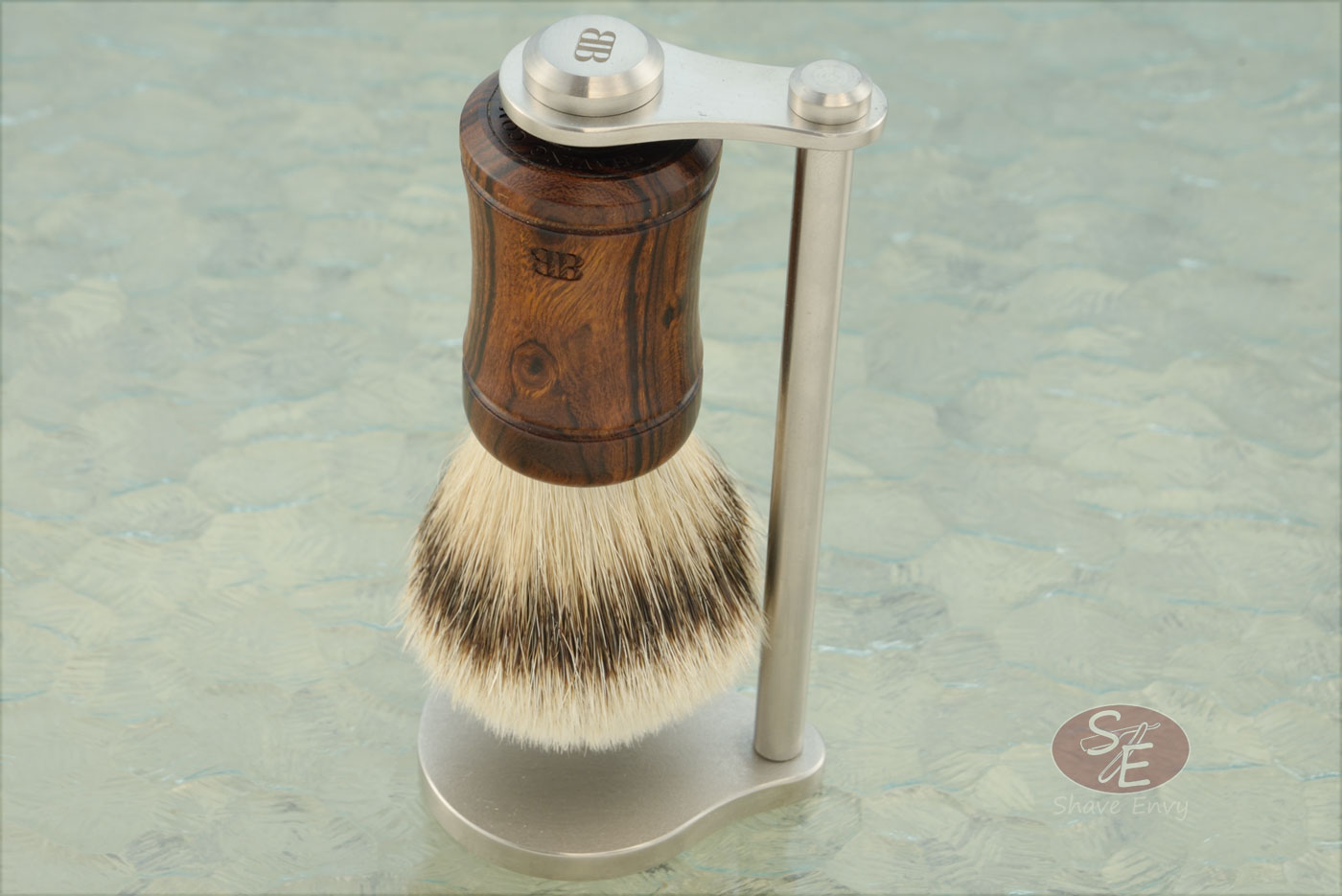 Silvertip Shaving Brush with Magnetic Stand - Ironwood (24mm Knot)